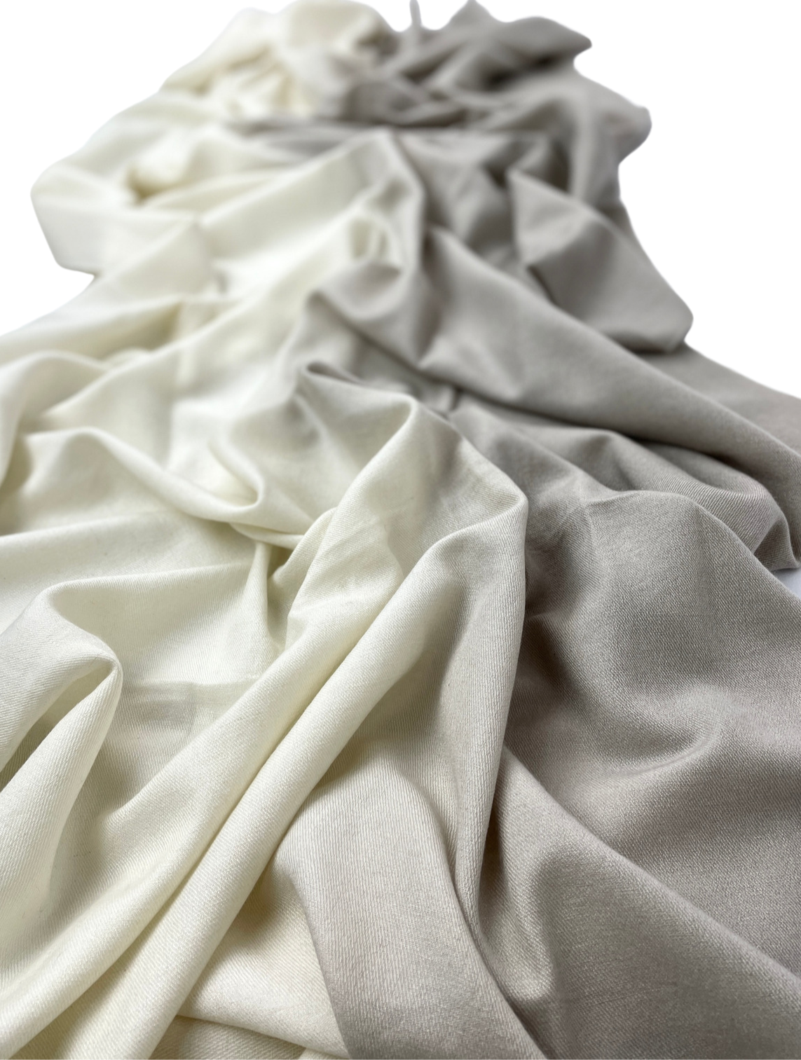 Genuine Scarf Light Grey meets White