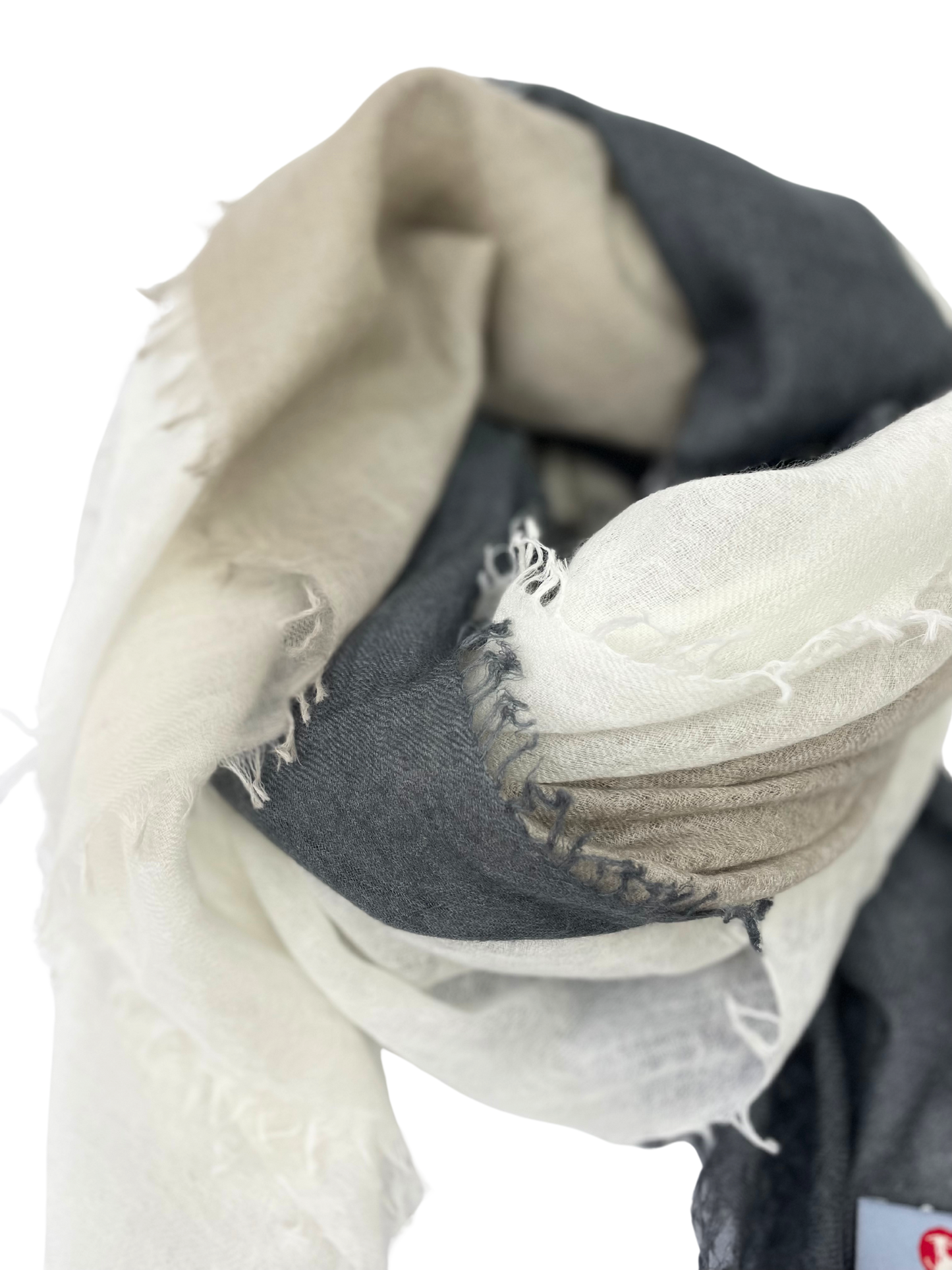 Shamina Grey / Nude / White