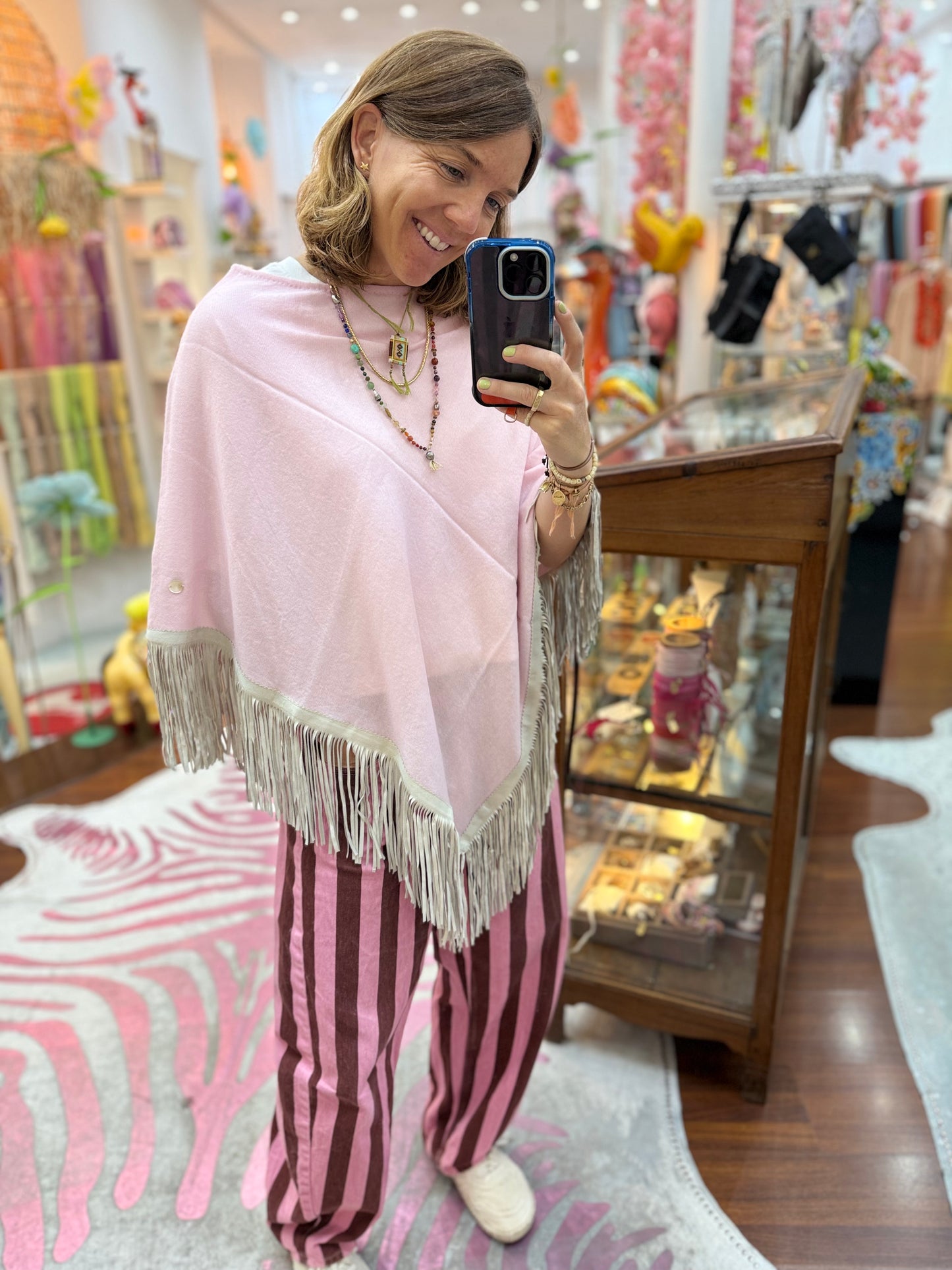 Classic Poncho Light Rose