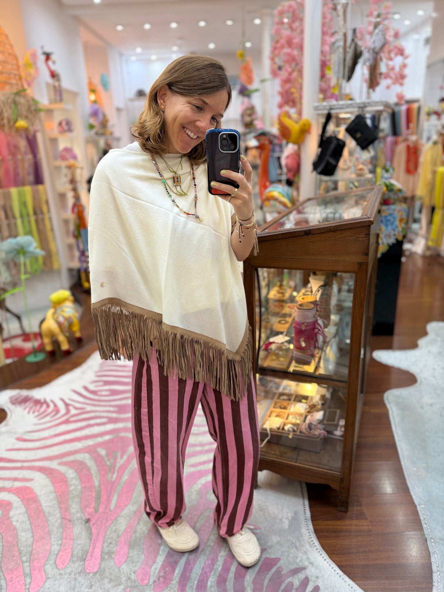 Classic Poncho White