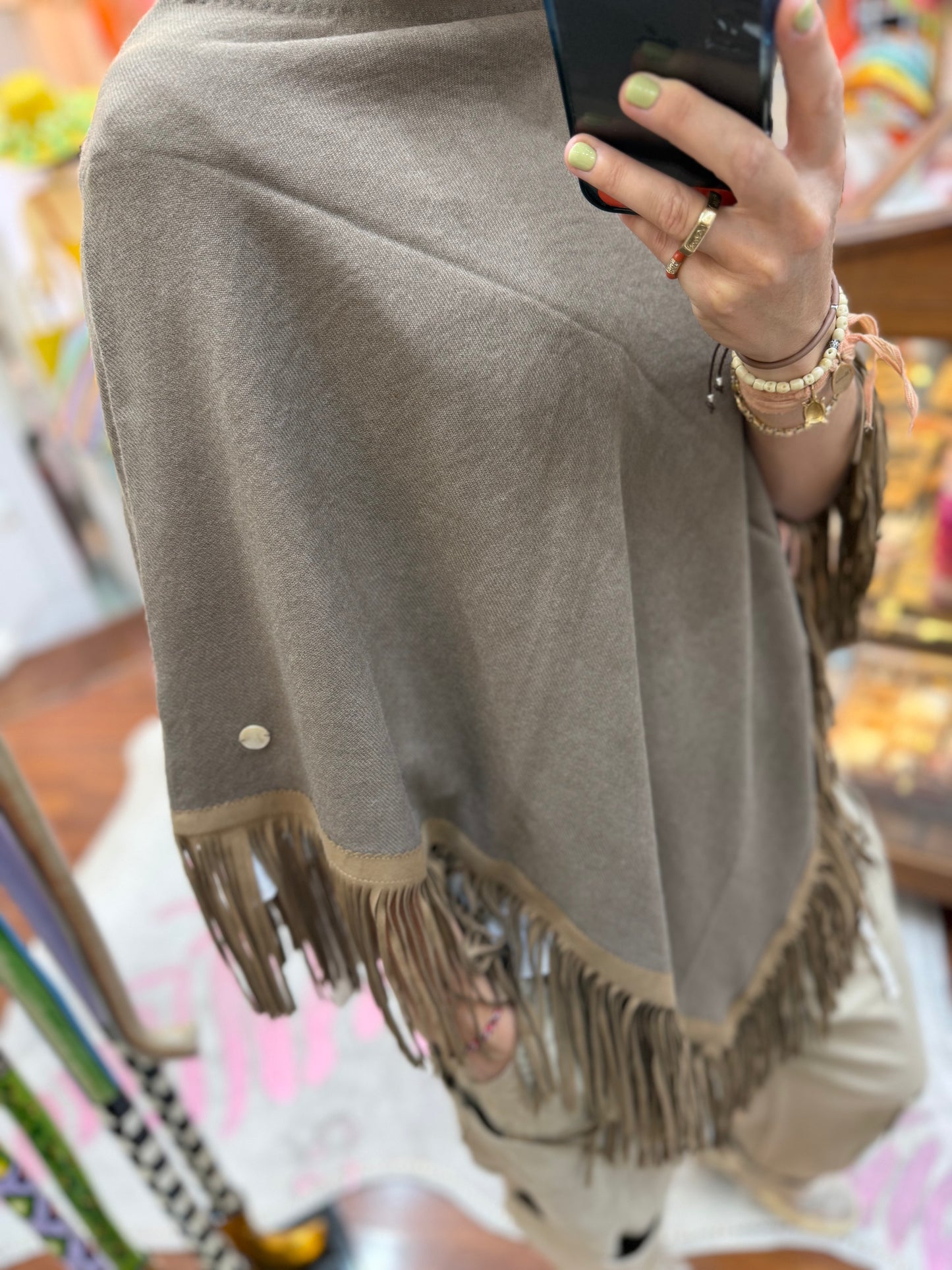 Classic Poncho Brown