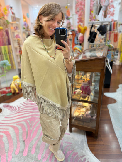 Classic Poncho Khaki