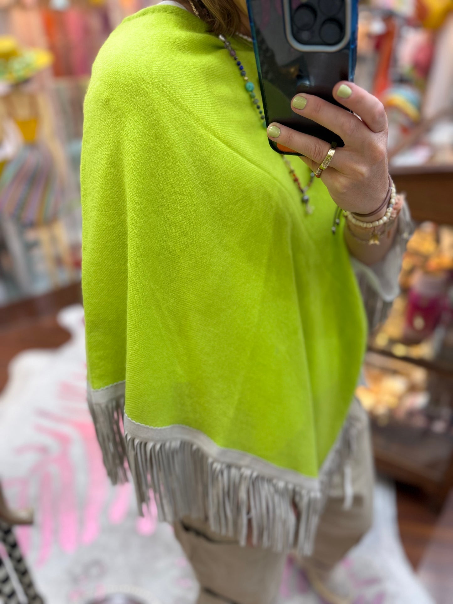 Classic Poncho Lime