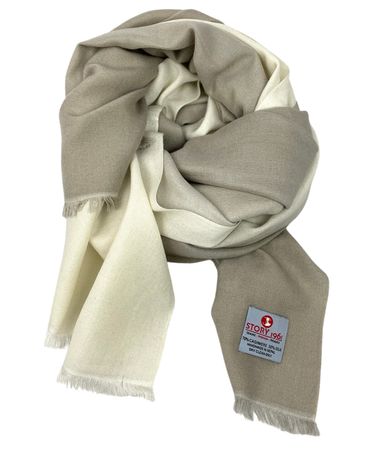 Genuine Scarf Light Grey meets White
