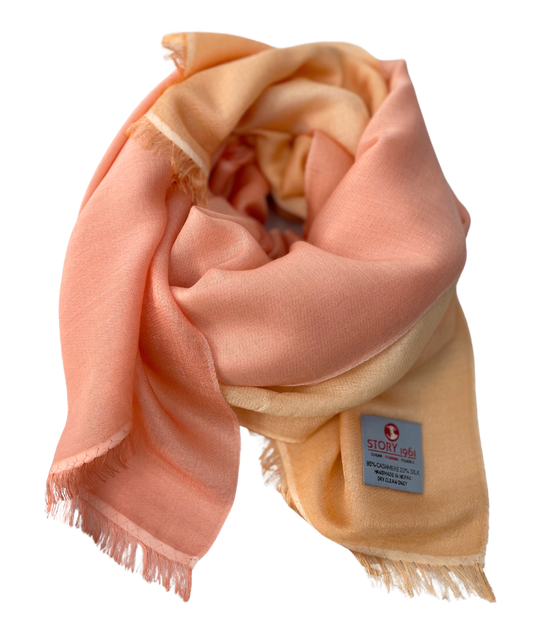 Waterpashmina Scarf Light Peach meets Salmon
