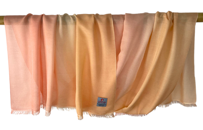 Waterpashmina Scarf Light Peach meets Salmon