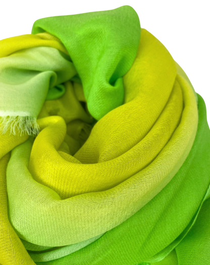 Waterpashmina Scarf Grass Green meets Lemmon